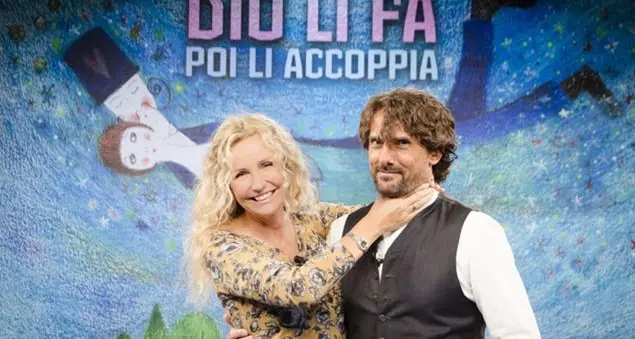 Dio li fa e poi li accoppia, Licia Colò in Tv con il marito