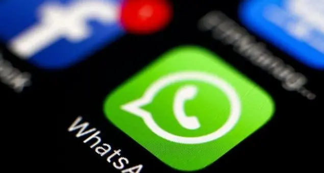 «Sono uscito dal gruppo WhatsApp e sto meglio»