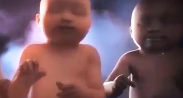 Fa discutere lo spot di Sanremo sui feti che ballano