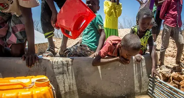 Ecco perché l'acqua è una questione di vita (per alcuni) e di morte (per altri)