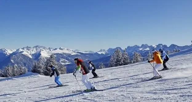 E noi la settimana bianca la facciamo con i ragazzi di Amatrice