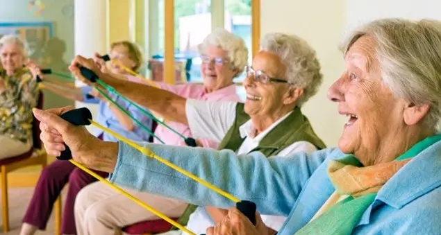 La vita si allunga: 90 anni nel 2030