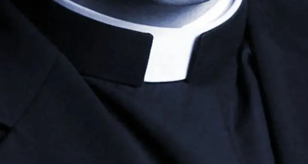 Che significa ridurre un sacerdote allo stato laicale?