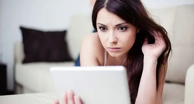 \"Offendo perciò esisto\": a Trieste un \"no\" alla violenza verbale in Rete