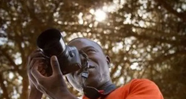 Mohamed Keita, da rifugiato a geniale artista