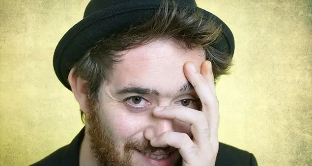 Maldestro: «Grazie a mamma ho scelto Gaber invece della camorra»