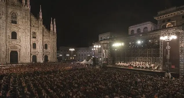 La Filarmonica della Scala in piazza Duomo: la classica per tutti