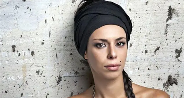 «Ho ritrovato la fede dopo il bacio sbagliato di un prete»