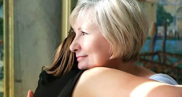 La visita alla nonna malata aiuta a crescere