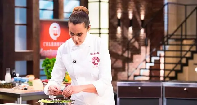 Roberta Capua trionfa a Celebrity MasterChef