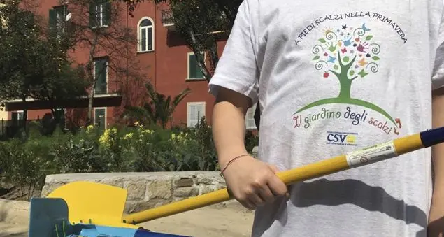 Il Giardino degli scalzi: strappata agli spacciatori, terra che dà buon frutto
