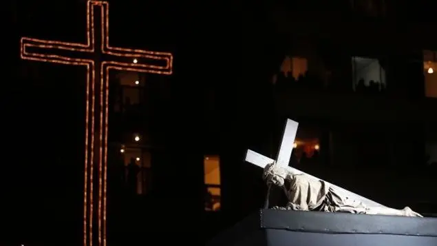 Via Crucis, origine, storia e significato delle 14 stazioni del cammino di Gesù prima della morte in Croce