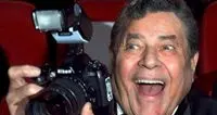Addio a Jerry Lewis, valanghe di risate e gag surreali