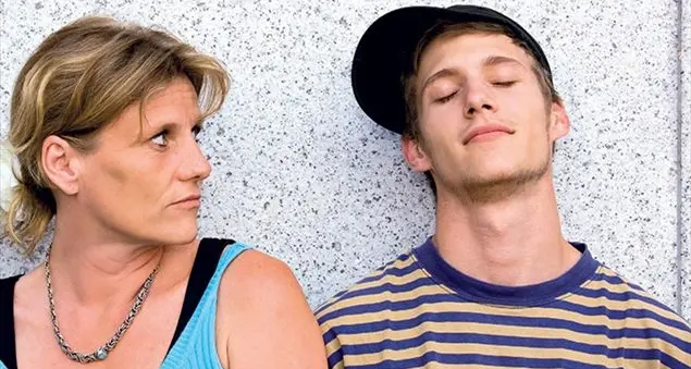 «Ma io sono \"innamorata\" di mio figlio, perché lui si vergogna?»