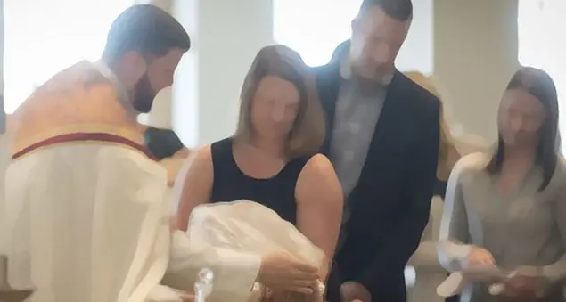 Una divorziata può essere madrina di battesimo?