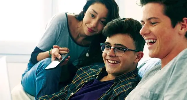 Pornografia e violenza ovunque: ecco perché tanti abusi sessuali