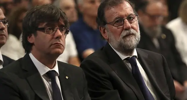 Secessione catalana, Madrid risponde con il pugno di ferro