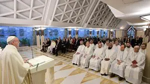 Il Papa: «San Michele fa la guerra al diavolo che dà fastidio alla nostra vita»