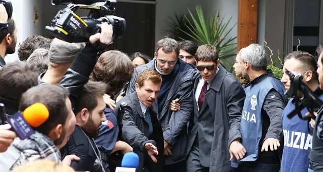 Tutto su Sotto copertura, la fiction anticamorra con Preziosi e Gioé