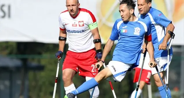 Non correre, ma volare col pallone: i ragazzi della Nazionale Calciatori Amputati