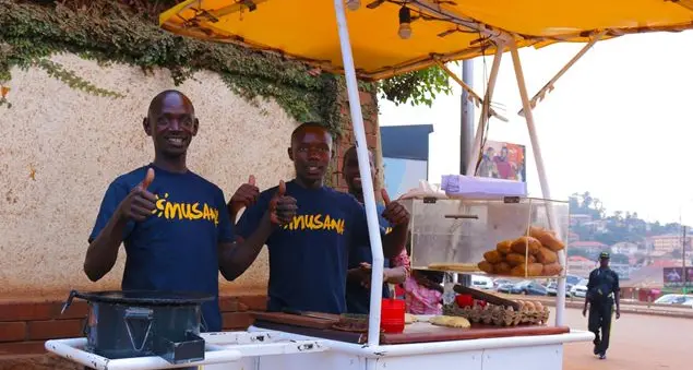 Carretti ecologici e pasta modellabile fatta di latte, ecco il futuro