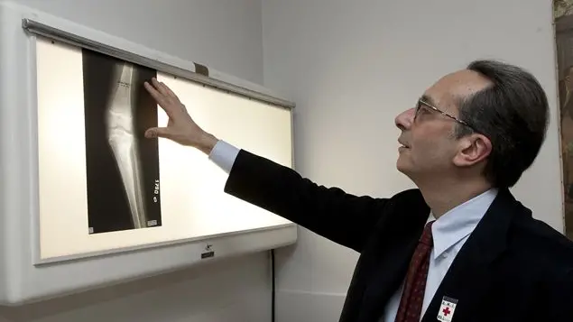 Il medico che analizza i miracoli di Lourdes: «Da me le persone vengono per dirmi che sono guarite»