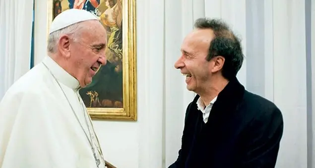 Roberto Benigni: «Da piccolo volevo fare il Papa ed ora l’ho conosciuto»