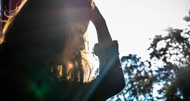 «Sono orfana, senza lavoro e non vedo luce nella Pasqua del Signore»