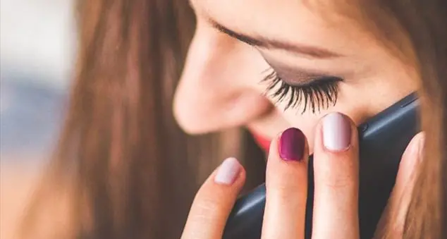 Valentina, schiava delle chat: «Negli incontri occasionali cercavo solo una \"dose\" di affetto»