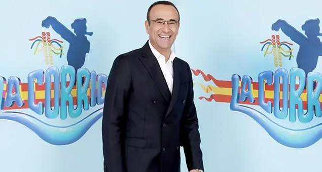 Carlo Conti. «Corrado? Un modello. La sua eleganza e il suo garbo nella mia Corrida»