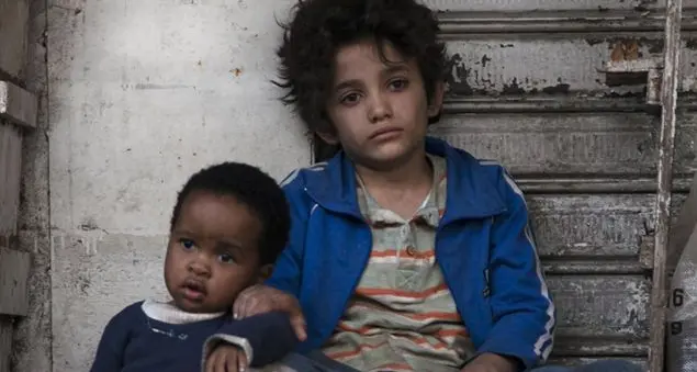 La gioventù perduta che sogna di partire