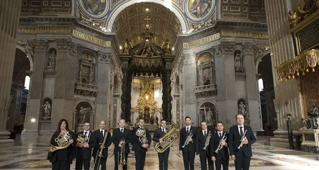 Trombe d'argento per il Papa