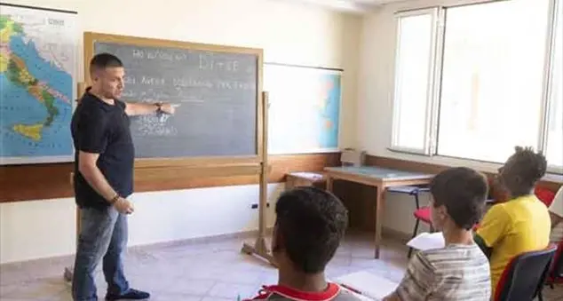 La Chiesa dei fatti e la politica delle chiacchiere