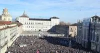 Non solo Torino, l'onda \"sì Tav\" s'allarga, ma rallenta