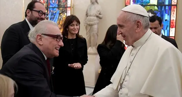 Martin Scorsese al Papa: «Io, regista, appena fuori dalla chiesa ho visto la vera sofferenza»