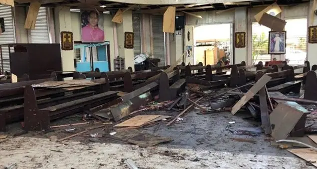 Filippine: strage in cattedrale