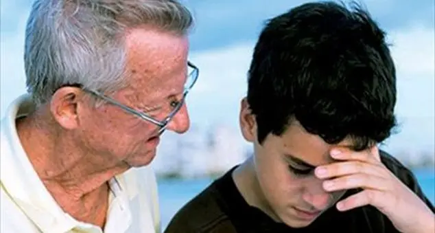 Quando il nonno è ateo convinto e il nipote cattolico con passione