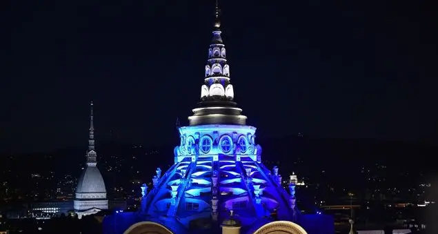 Riapre la Cappella della Sindone