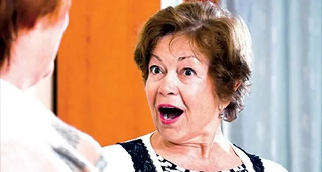 «Povera me, presa nel vortice del pettegolezzo!»