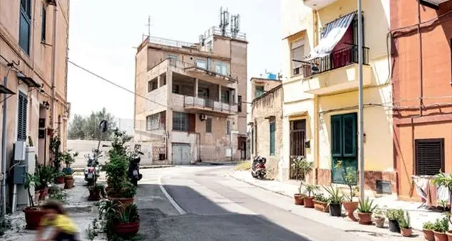 «Palermo, Brancaccio. Qui c'era un magazzino, ora è casa»