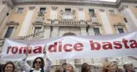 «Basta»: Roma si mobilita contro il degrado capitale