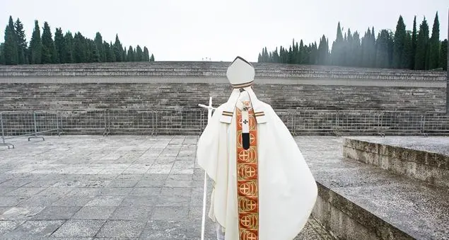 Papa Francesco: «Cos'è la guerra l'ho imparato da mio nonno, che era sul Piave...»