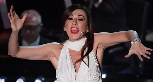 Virginia Raffaele e la citazione di Satana: solo una parodia (che poteva evitare)