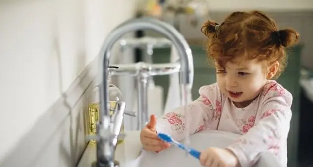 Come insegnare ai bambini a non sprecare l'acqua