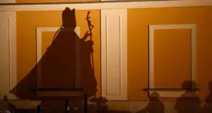 «Francesco non è solo: quante critiche a ogni Papa!»