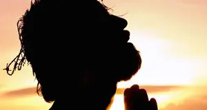 «Preghiamo così: Padre nostro, rimetti a noi i debiti più di come noi li rimettiamo»