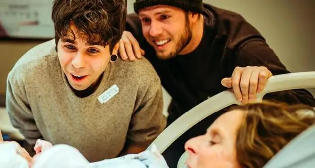 Utero in affitto, il caso in Nebraska della donna di 61 anni