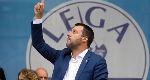 Salvini, il Rosario e la Vergine Maria: i lettori ci scrivono