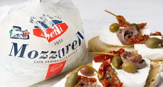 In estate, viva la mozzarella
