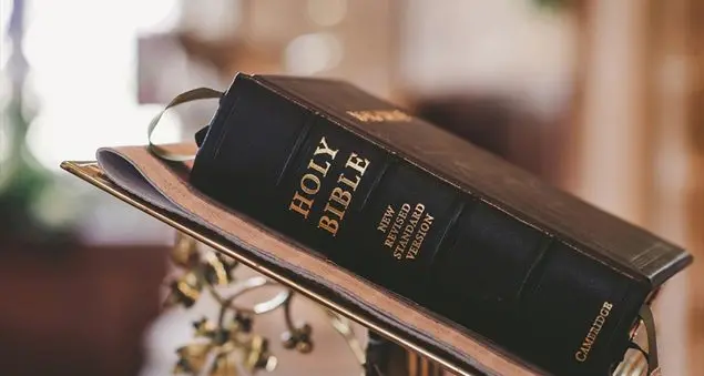 Padre nostro, perché traduzioni diverse secondo i Paesi?